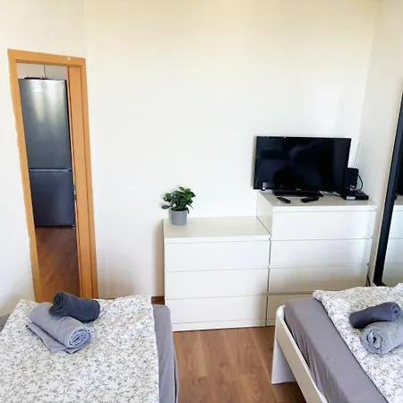 Fair With Cathedral View Apartment *